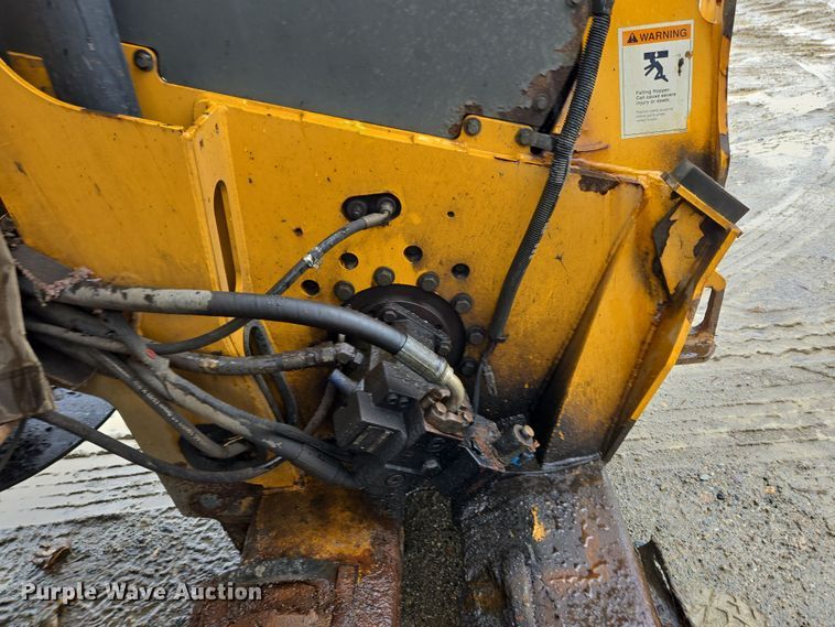 image for item EC4168 2011 Elgin Pelican Series NP street sweeper