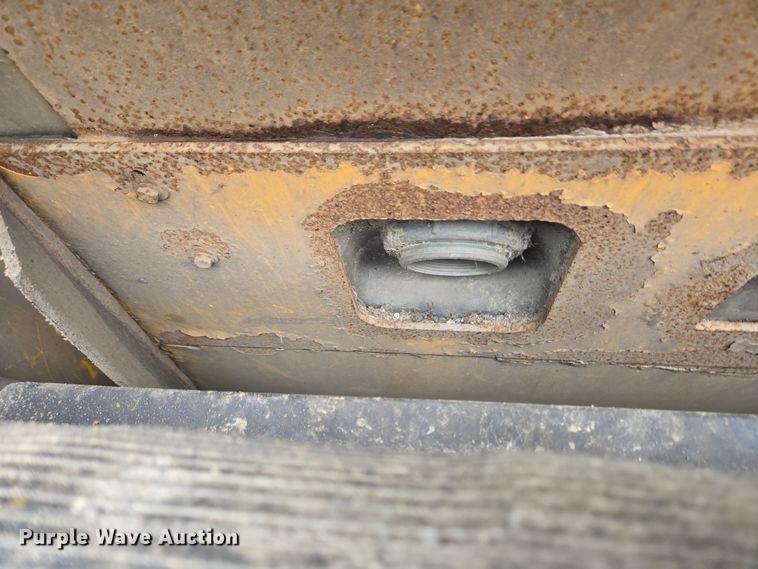 image for item EC4168 2011 Elgin Pelican Series NP street sweeper