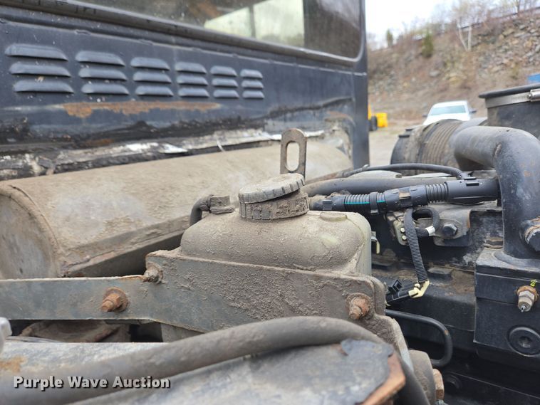 image for item EC4168 2011 Elgin Pelican Series NP street sweeper