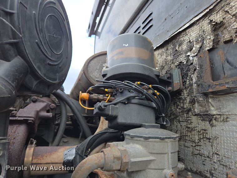 image for item EC4168 2011 Elgin Pelican Series NP street sweeper