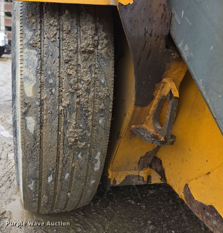 image for item EC4168 2011 Elgin Pelican Series NP street sweeper