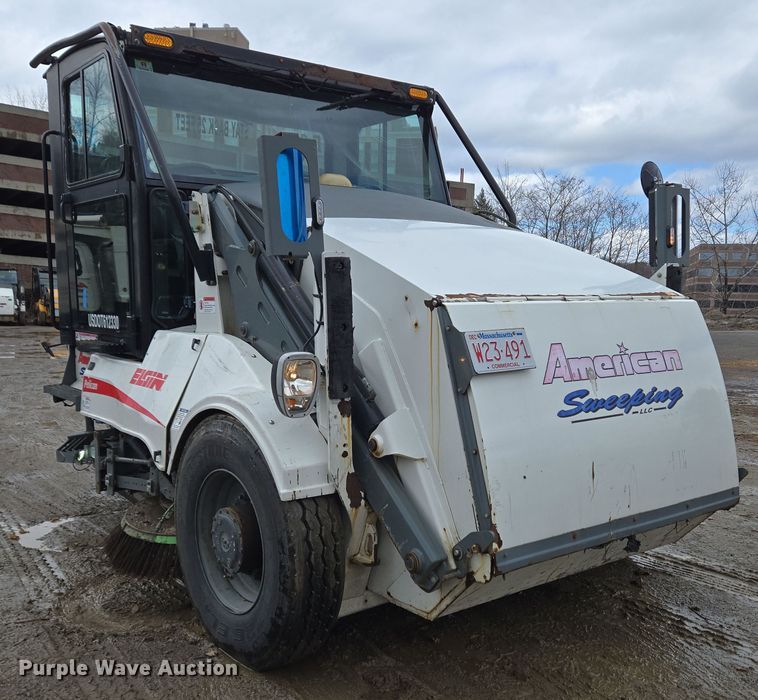 image for item EC4169 2017 Elgin Pelican Series NP street sweeper