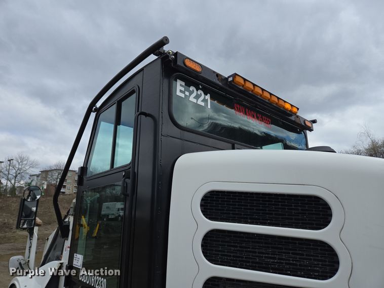 image for item EC4169 2017 Elgin Pelican Series NP street sweeper