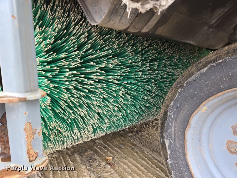 image for item EC4169 2017 Elgin Pelican Series NP street sweeper