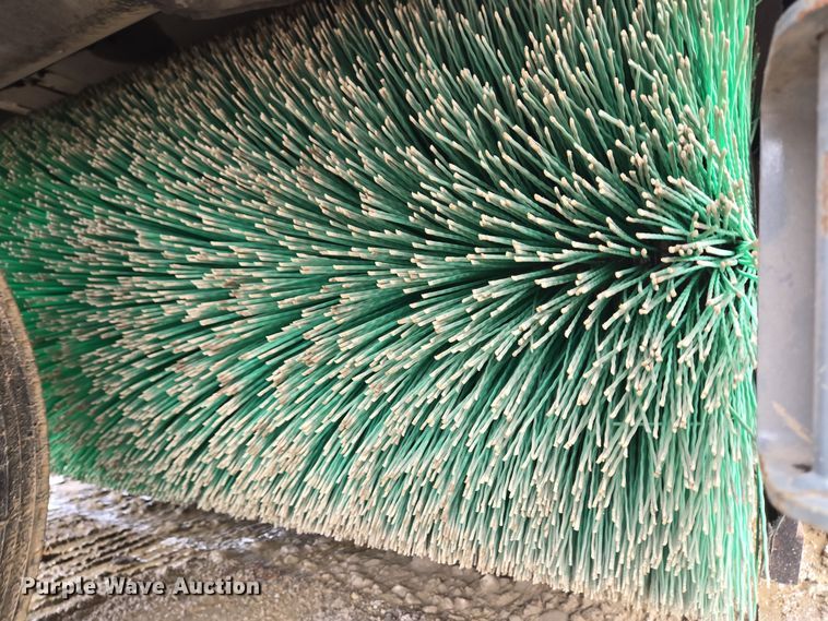 image for item EC4169 2017 Elgin Pelican Series NP street sweeper