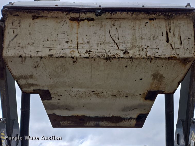 image for item EC4169 2017 Elgin Pelican Series NP street sweeper