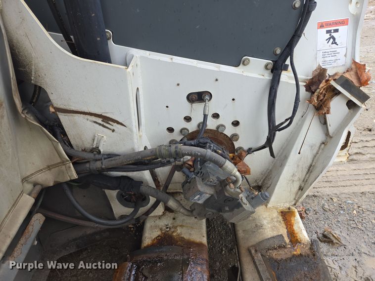 image for item EC4169 2017 Elgin Pelican Series NP street sweeper