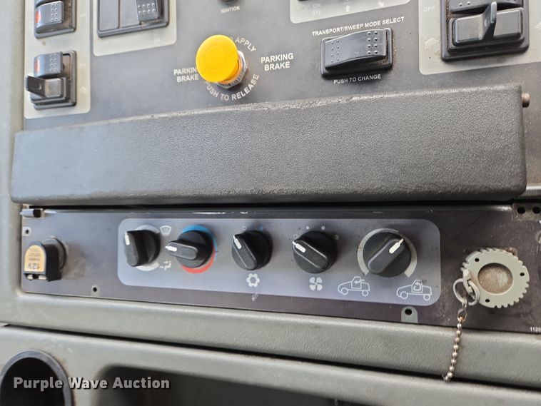 image for item EC4169 2017 Elgin Pelican Series NP street sweeper