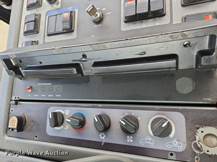 image for item EC4169 2017 Elgin Pelican Series NP street sweeper