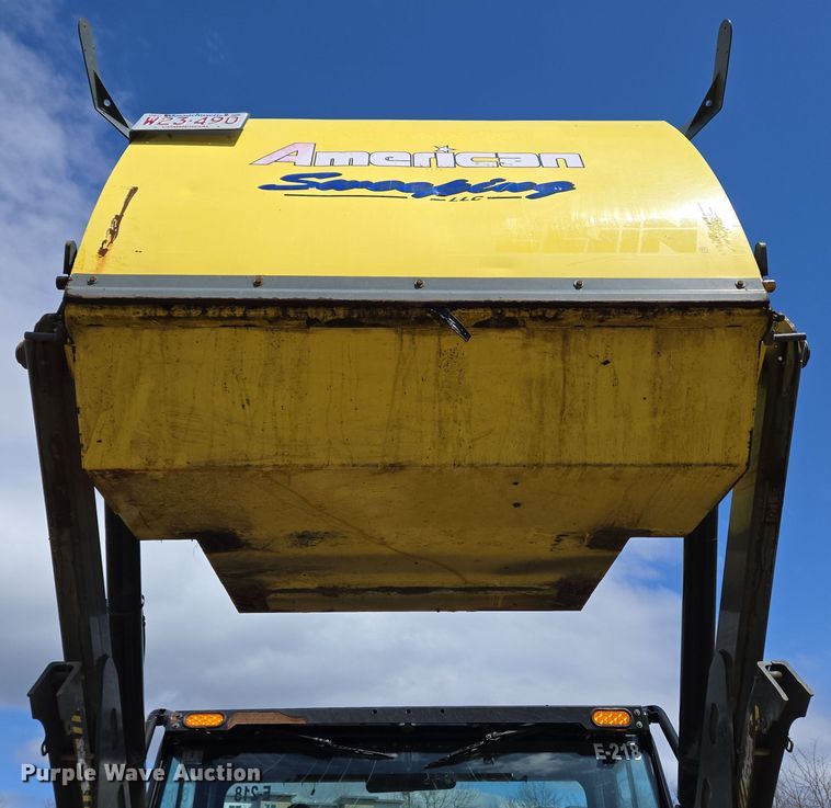 image for item EC4170 2017 Elgin Pelican Series NP street sweeper