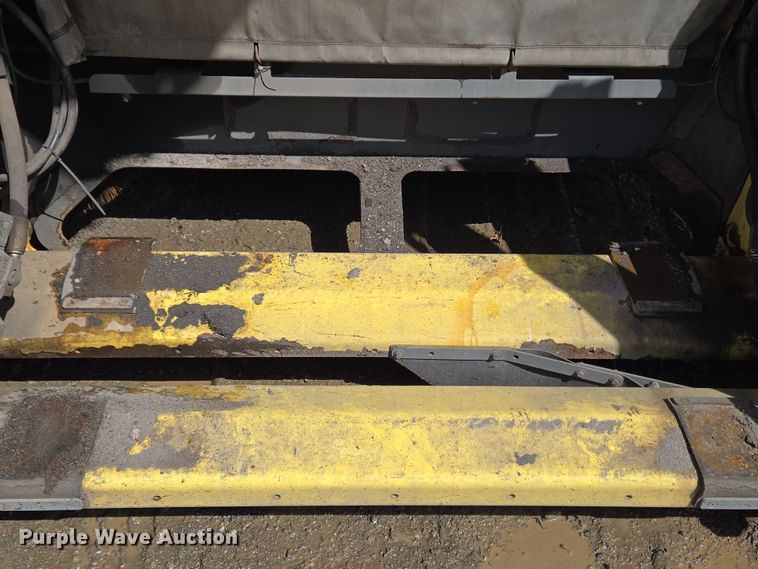 image for item EC4170 2017 Elgin Pelican Series NP street sweeper