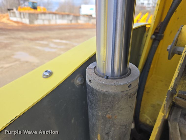 image for item EC4170 2017 Elgin Pelican Series NP street sweeper