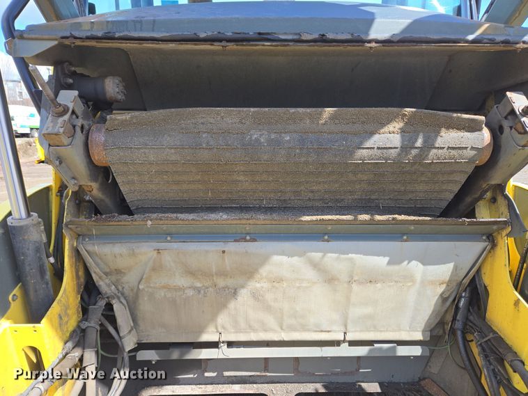 image for item EC4170 2017 Elgin Pelican Series NP street sweeper