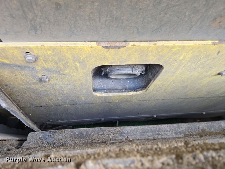 image for item EC4170 2017 Elgin Pelican Series NP street sweeper