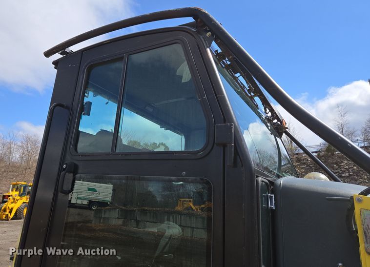 image for item EC4170 2017 Elgin Pelican Series NP street sweeper