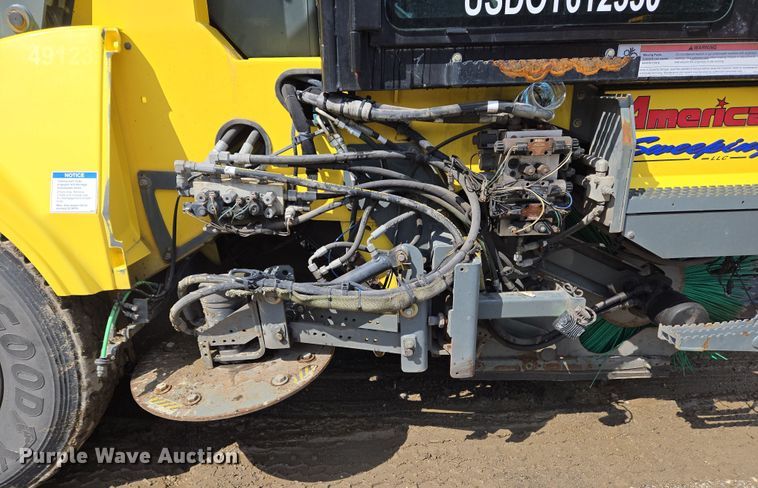 image for item EC4170 2017 Elgin Pelican Series NP street sweeper