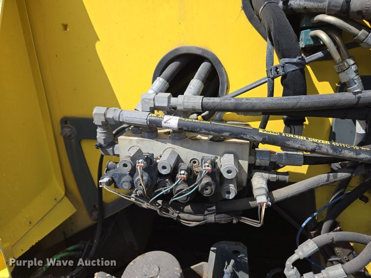 image for item EC4170 2017 Elgin Pelican Series NP street sweeper