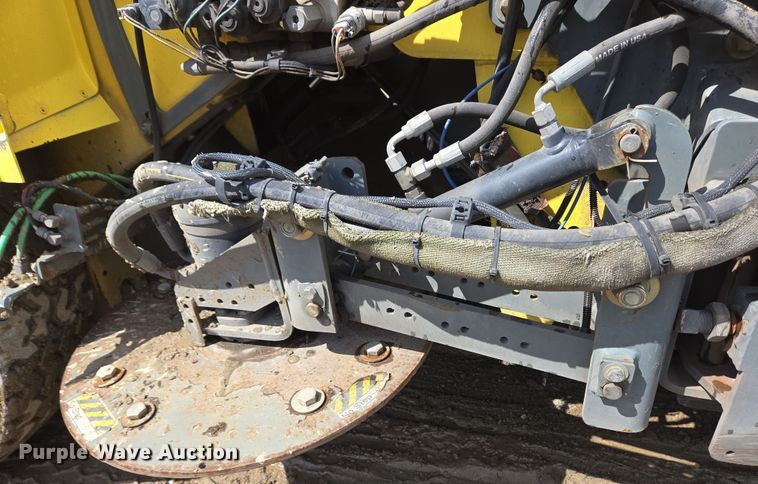 image for item EC4170 2017 Elgin Pelican Series NP street sweeper