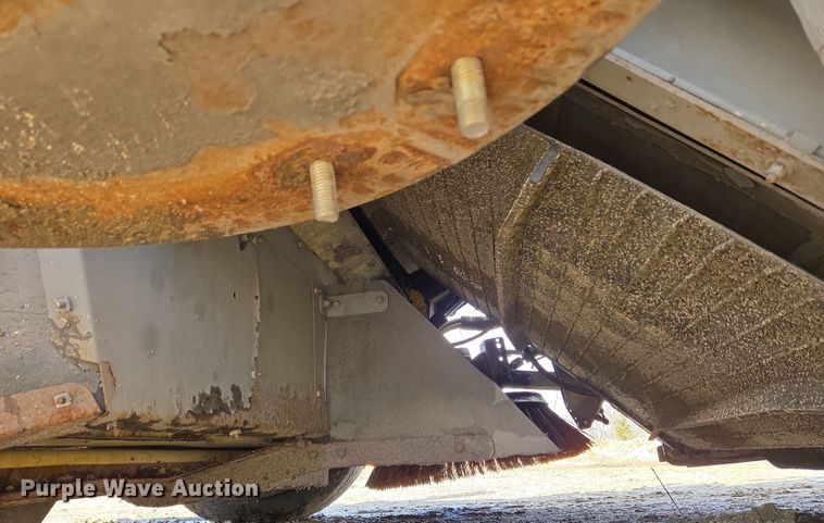 image for item EC4170 2017 Elgin Pelican Series NP street sweeper