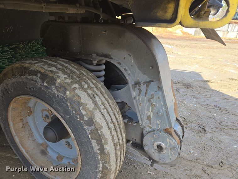 image for item EC4170 2017 Elgin Pelican Series NP street sweeper