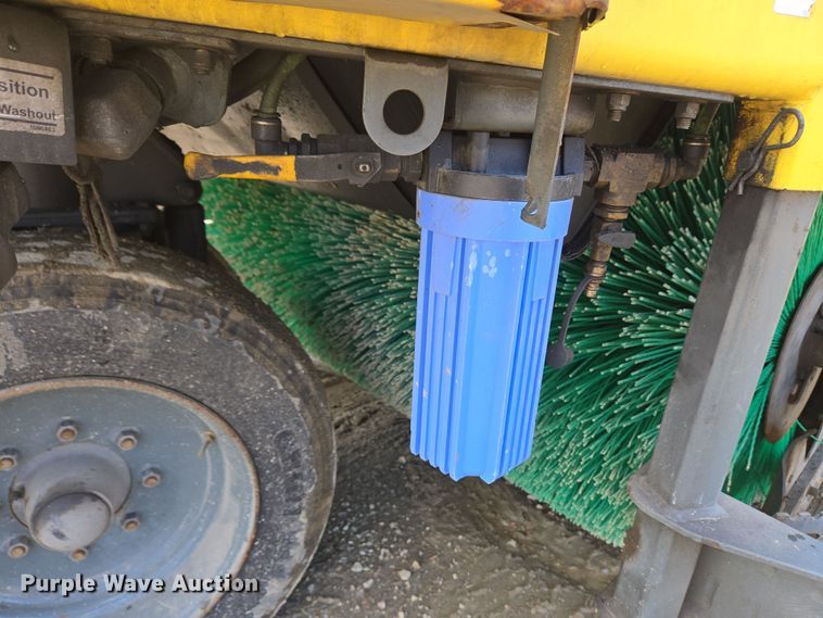 image for item EC4170 2017 Elgin Pelican Series NP street sweeper