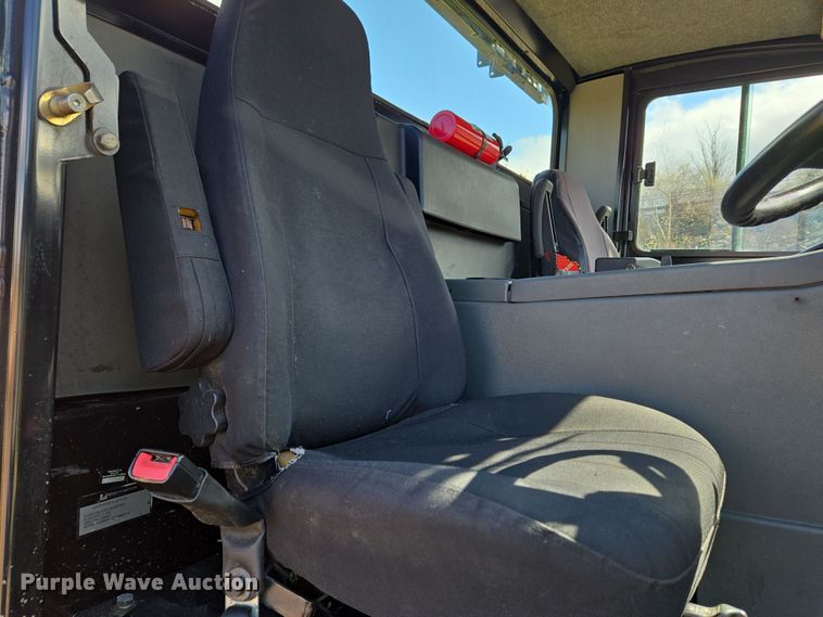 image for item EC4170 2017 Elgin Pelican Series NP street sweeper