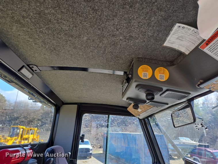 image for item EC4170 2017 Elgin Pelican Series NP street sweeper