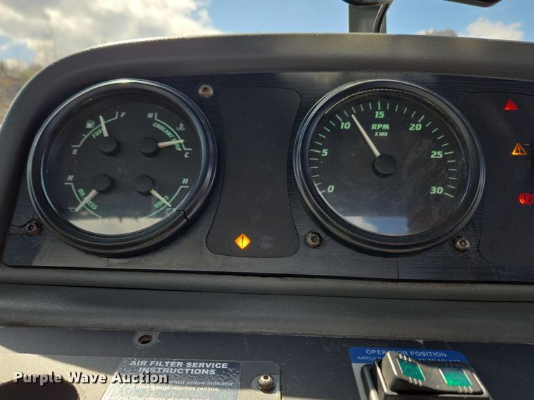 image for item EC4170 2017 Elgin Pelican Series NP street sweeper