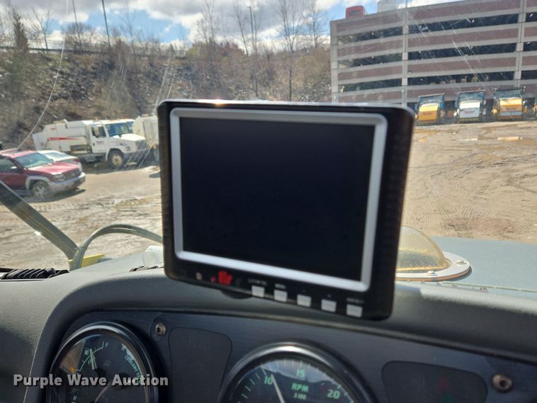 image for item EC4170 2017 Elgin Pelican Series NP street sweeper