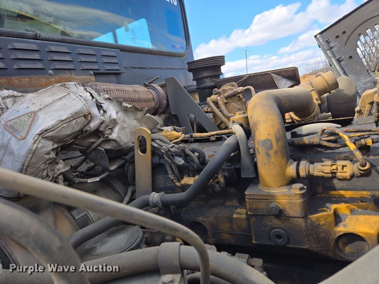 image for item EC4170 2017 Elgin Pelican Series NP street sweeper