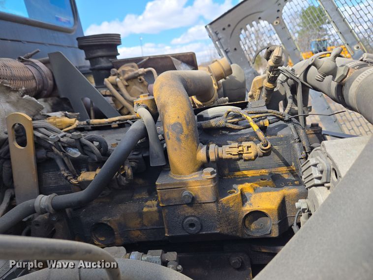 image for item EC4170 2017 Elgin Pelican Series NP street sweeper