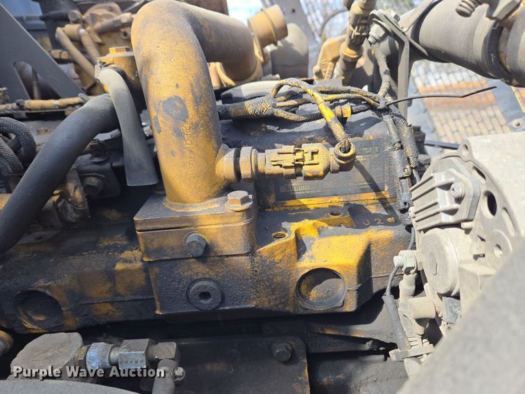 image for item EC4170 2017 Elgin Pelican Series NP street sweeper