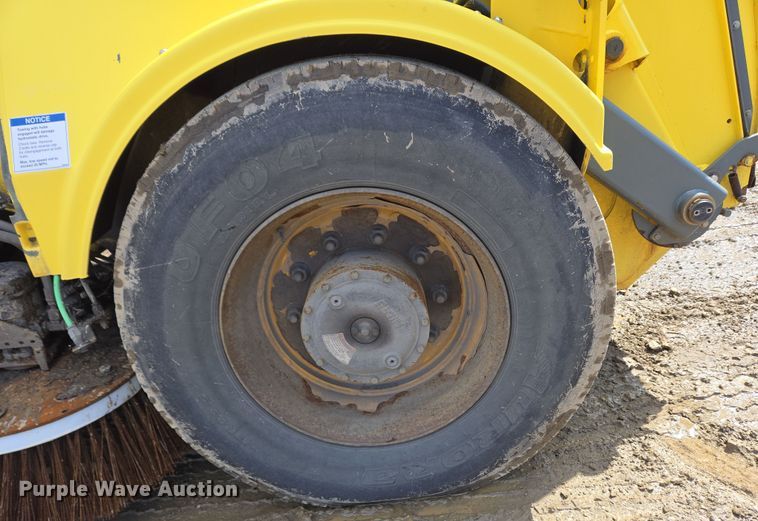 image for item EC4170 2017 Elgin Pelican Series NP street sweeper