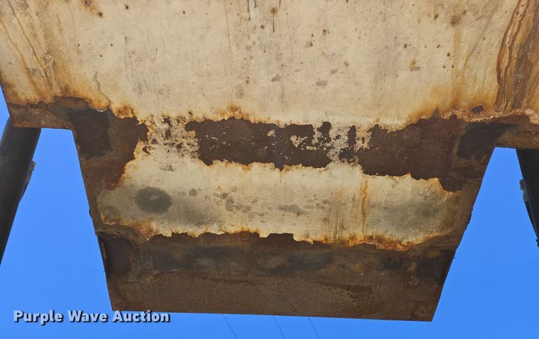 image for item EC4173 2015 Elgin Pelican Series NP street sweeper