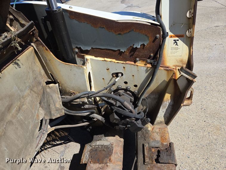 image for item EC4173 2015 Elgin Pelican Series NP street sweeper