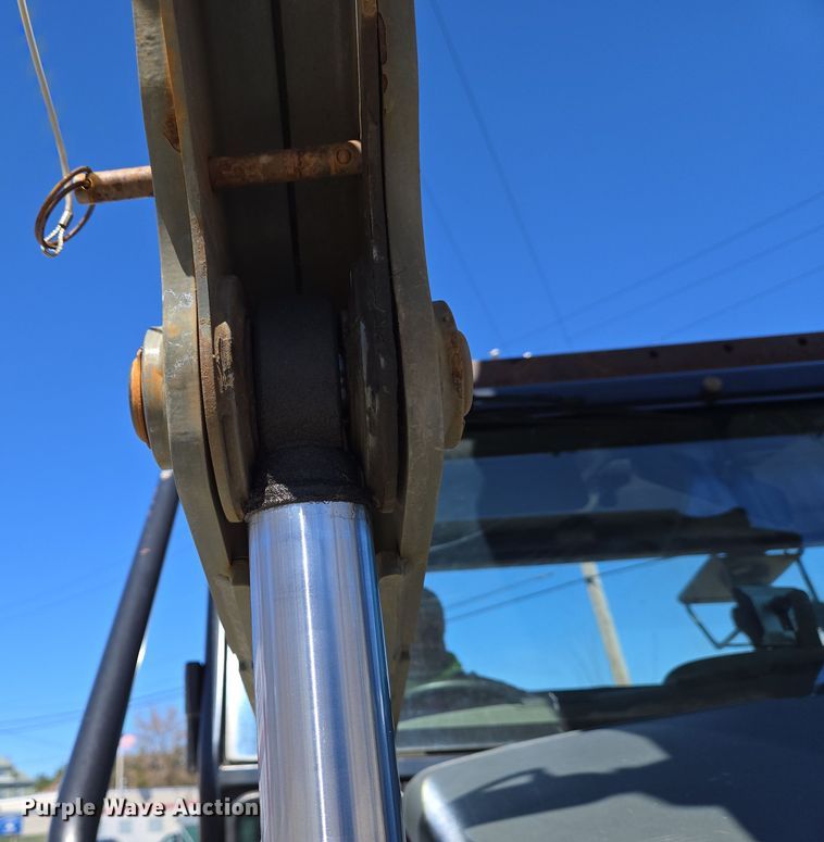 image for item EC4173 2015 Elgin Pelican Series NP street sweeper