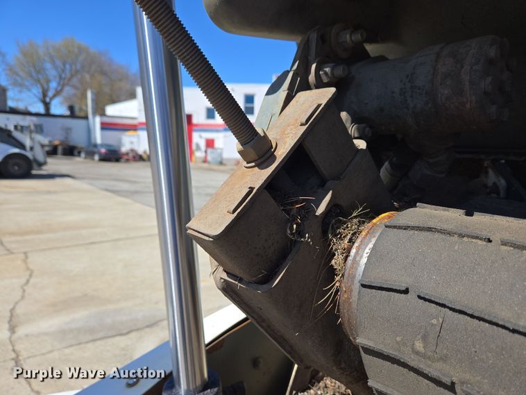 image for item EC4173 2015 Elgin Pelican Series NP street sweeper