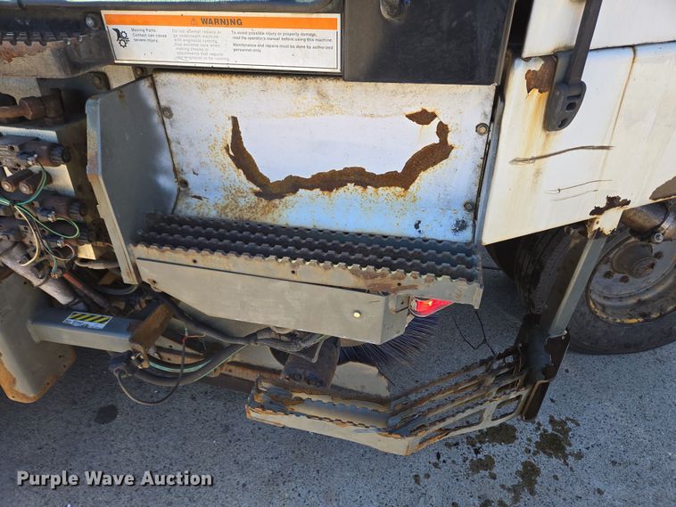 image for item EC4173 2015 Elgin Pelican Series NP street sweeper