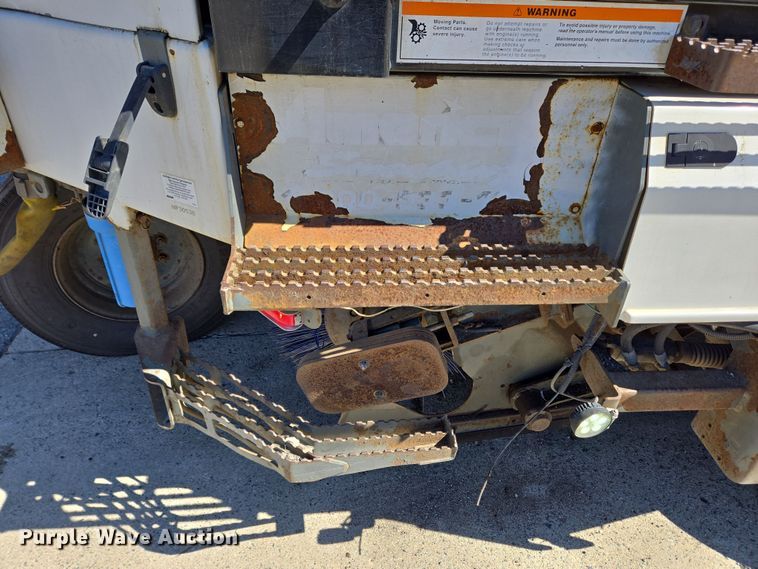 image for item EC4173 2015 Elgin Pelican Series NP street sweeper