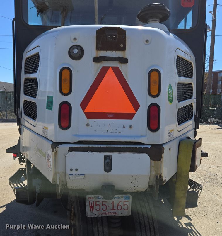 image for item EC4173 2015 Elgin Pelican Series NP street sweeper