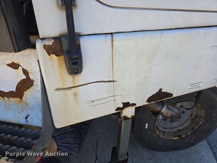 image for item EC4173 2015 Elgin Pelican Series NP street sweeper