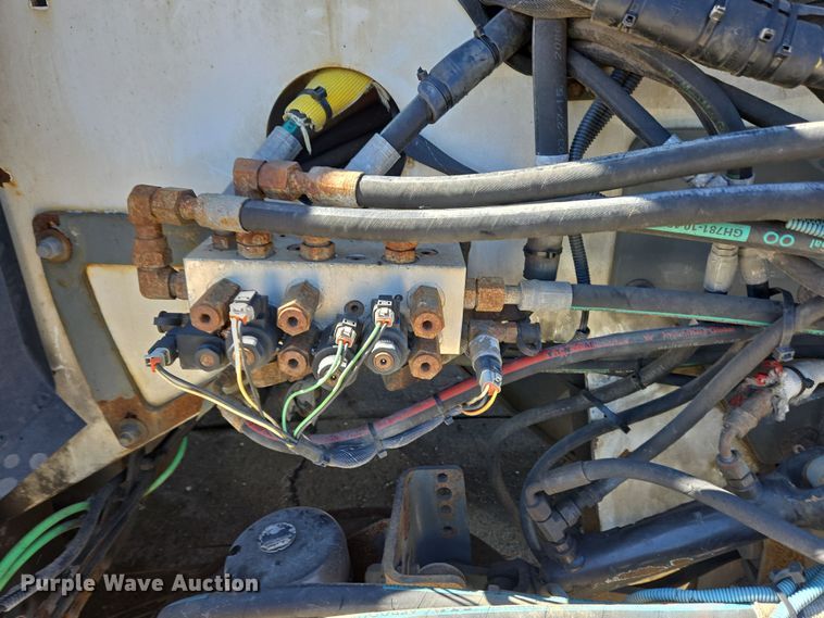 image for item EC4173 2015 Elgin Pelican Series NP street sweeper