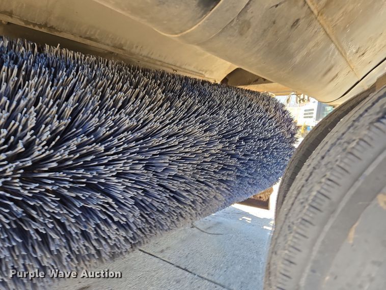 image for item EC4173 2015 Elgin Pelican Series NP street sweeper