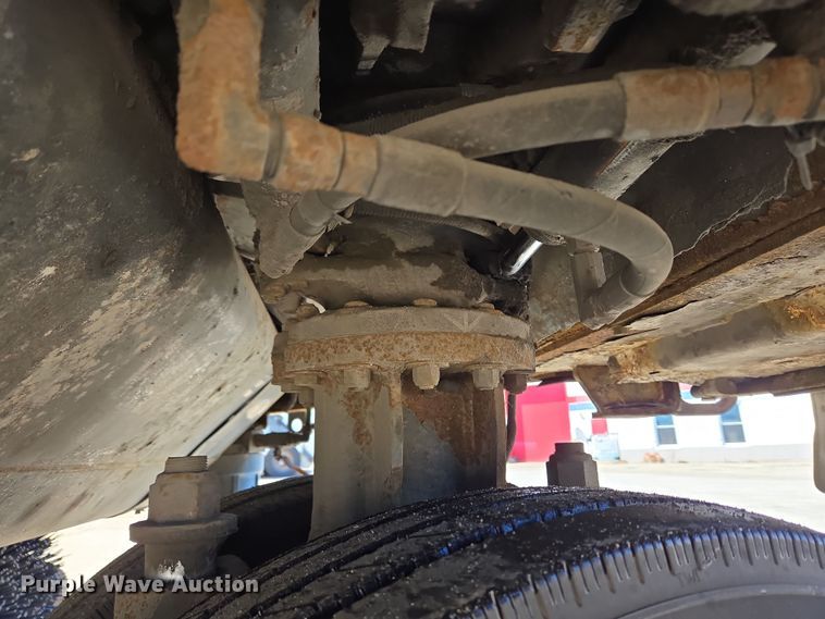 image for item EC4173 2015 Elgin Pelican Series NP street sweeper