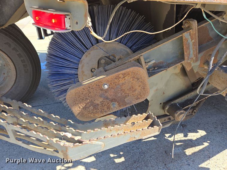 image for item EC4173 2015 Elgin Pelican Series NP street sweeper