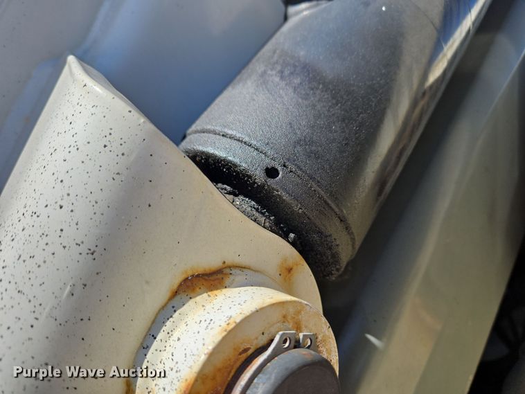 image for item EC4173 2015 Elgin Pelican Series NP street sweeper