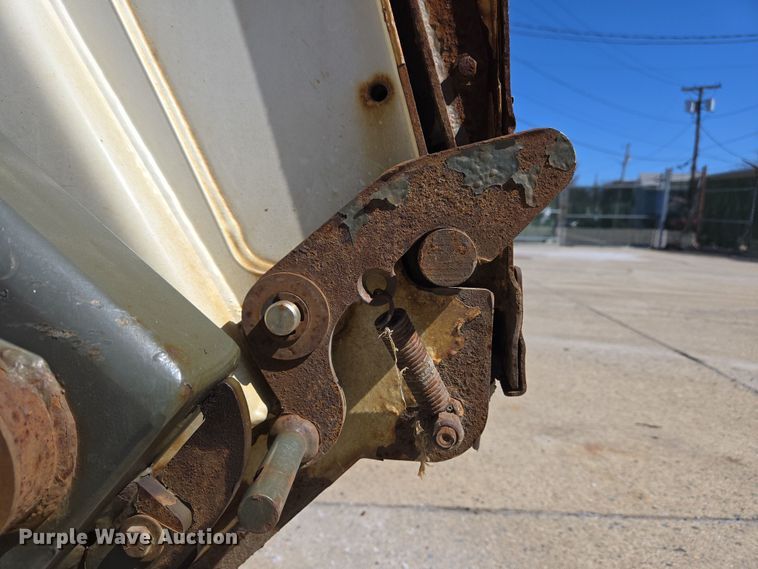 image for item EC4173 2015 Elgin Pelican Series NP street sweeper