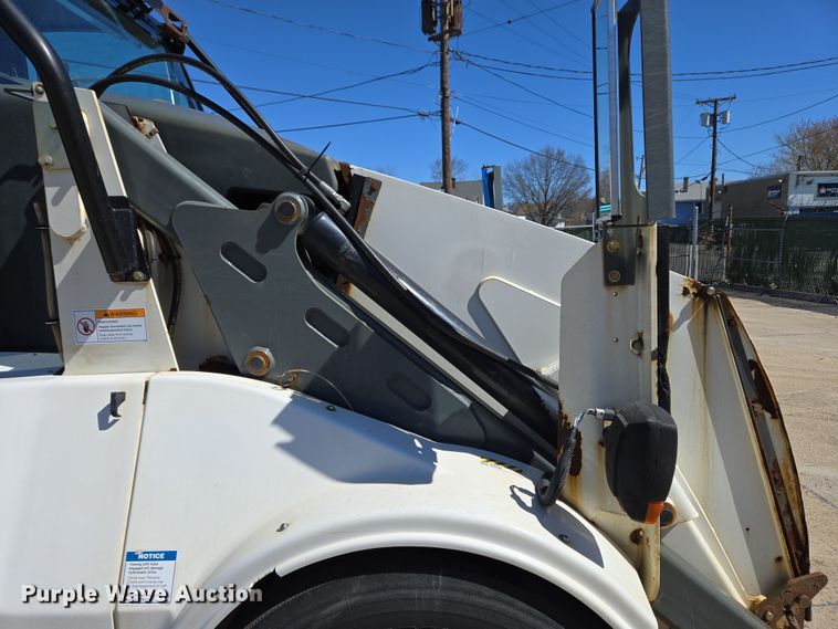 image for item EC4173 2015 Elgin Pelican Series NP street sweeper