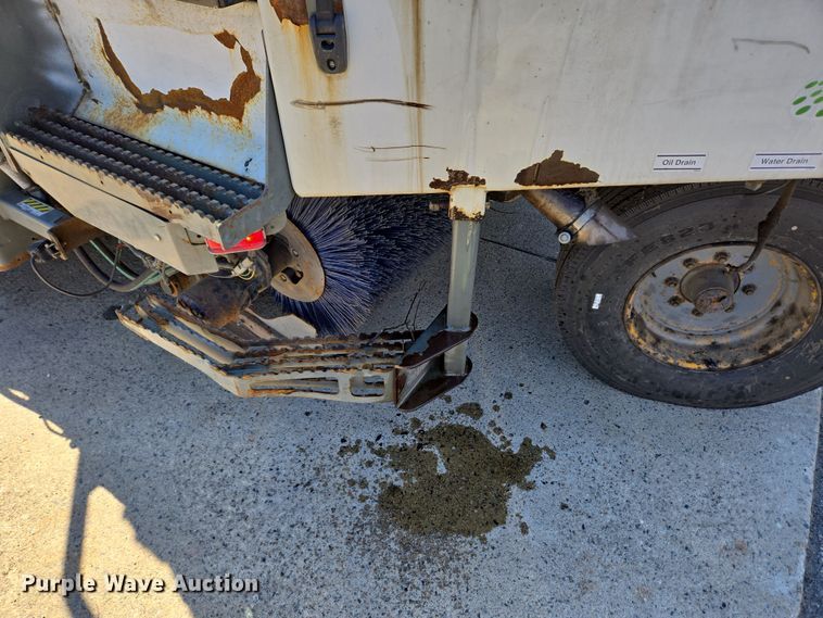 image for item EC4173 2015 Elgin Pelican Series NP street sweeper