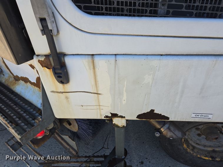 image for item EC4173 2015 Elgin Pelican Series NP street sweeper